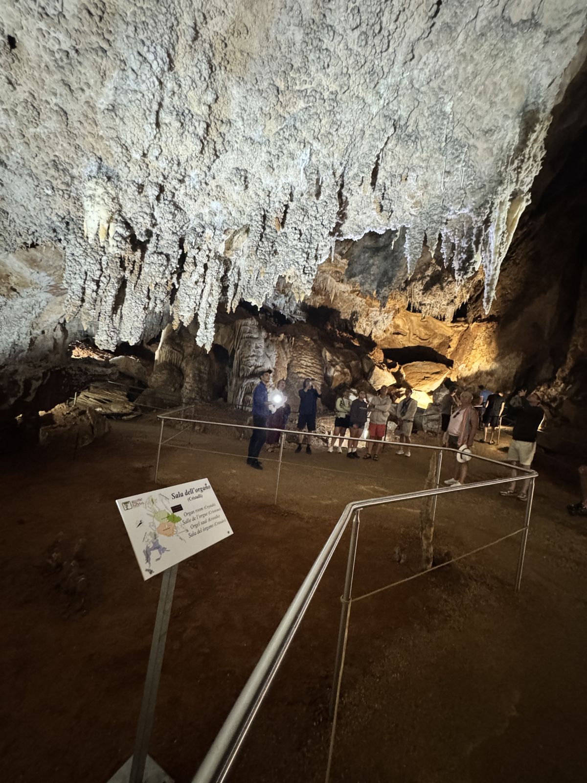 Grotta Is Zuddas: Kryształowe serce południowej Sardynii