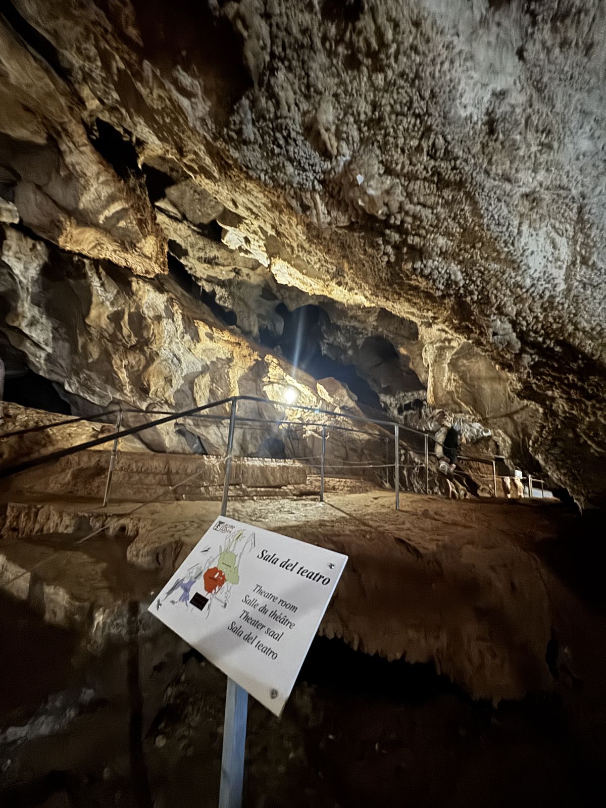 Grotta Is Zuddas: Kryształowe serce południowej Sardynii
