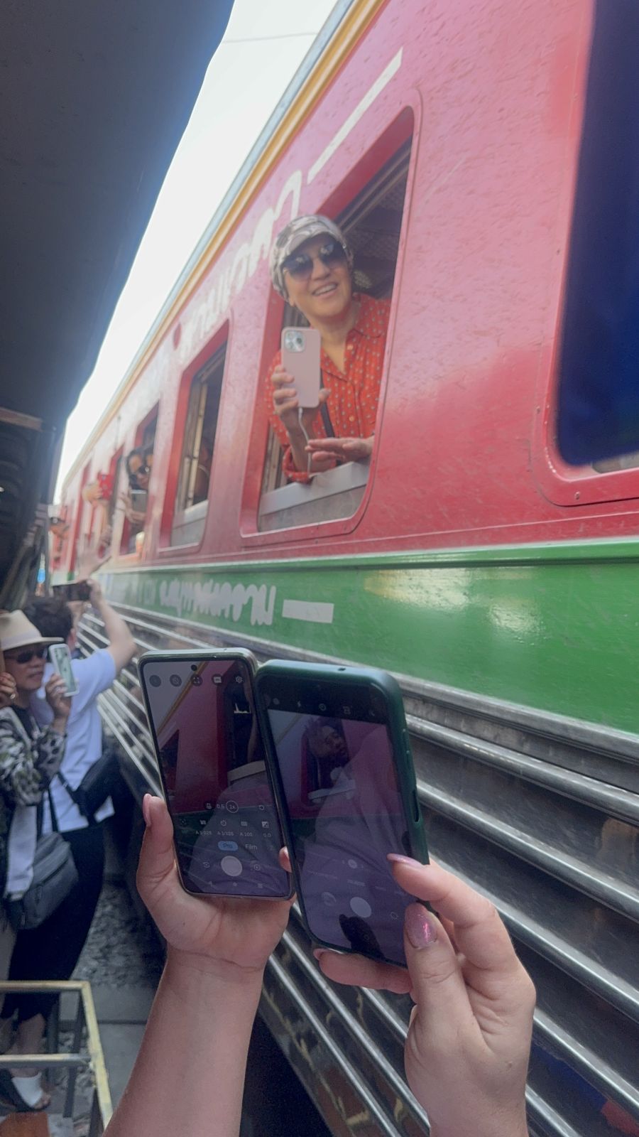 Maeklong Railway Market