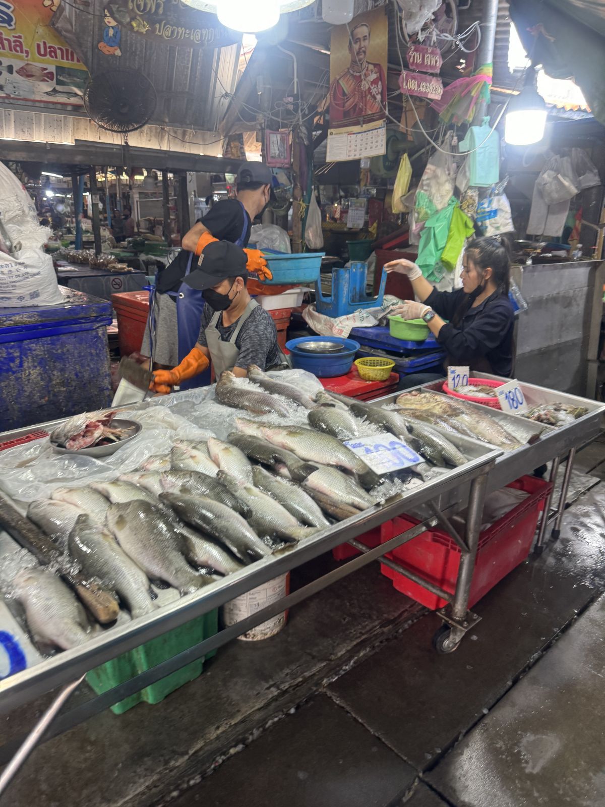Maeklong Railway Market